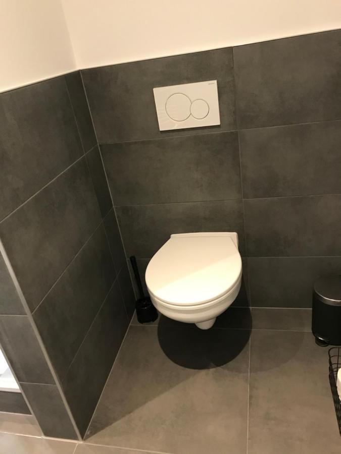 Apartment Stockholm, Top Renoviert, 35Qm, Koeln Nah แบร์กิชกลัดบัค ภายนอก รูปภาพ